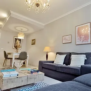 magnifico-apartamento-en-el-centro-de-seville.es-andalucia.com/